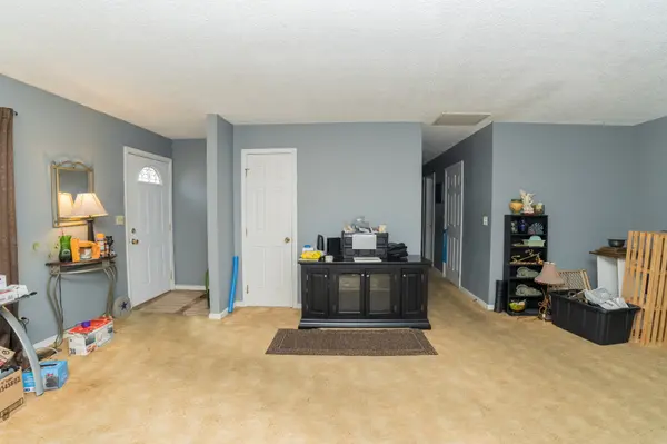 100 Hickory Hollow Dr, Madisonville, KY 42431