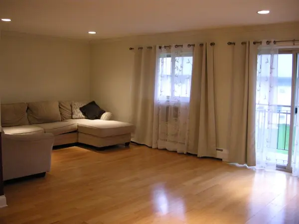670 Marilyn AVE #208, Glendale Heights, IL 60139