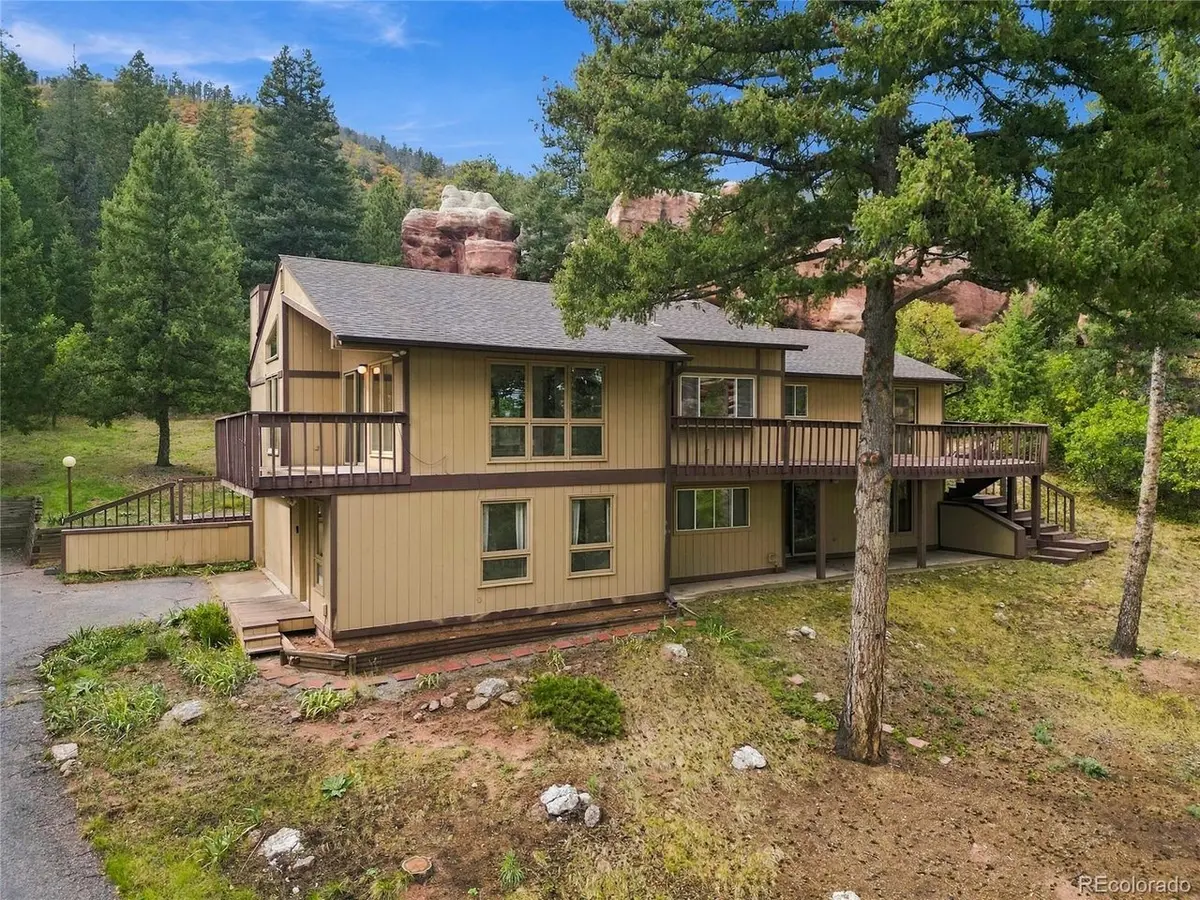 6841 Pike, Larkspur, CO 80118
