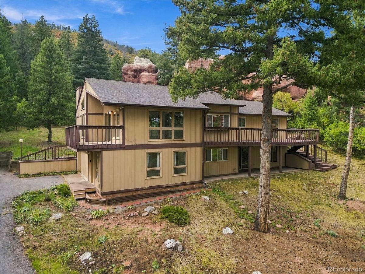 6841 Pike, Larkspur, CO 80118