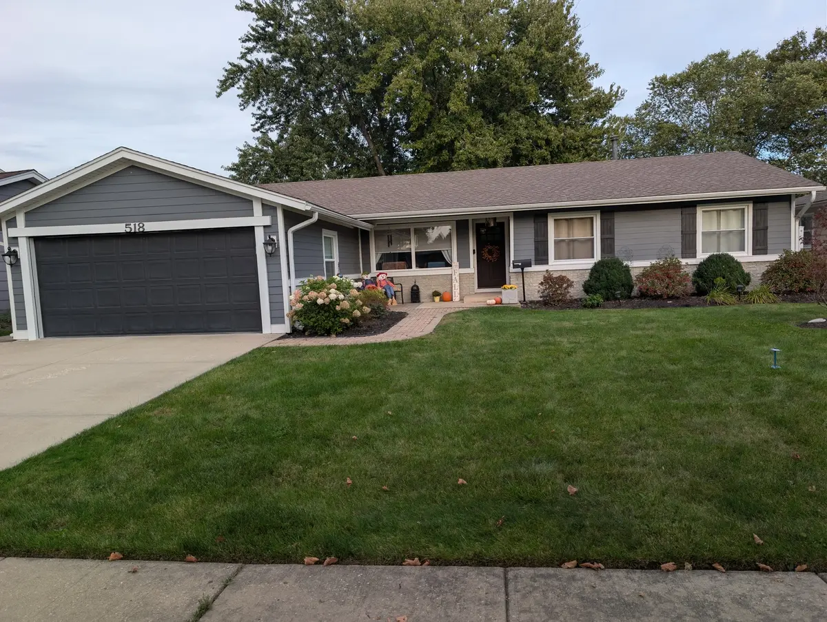 518 Exmoor RD, Elk Grove Village, IL 60007