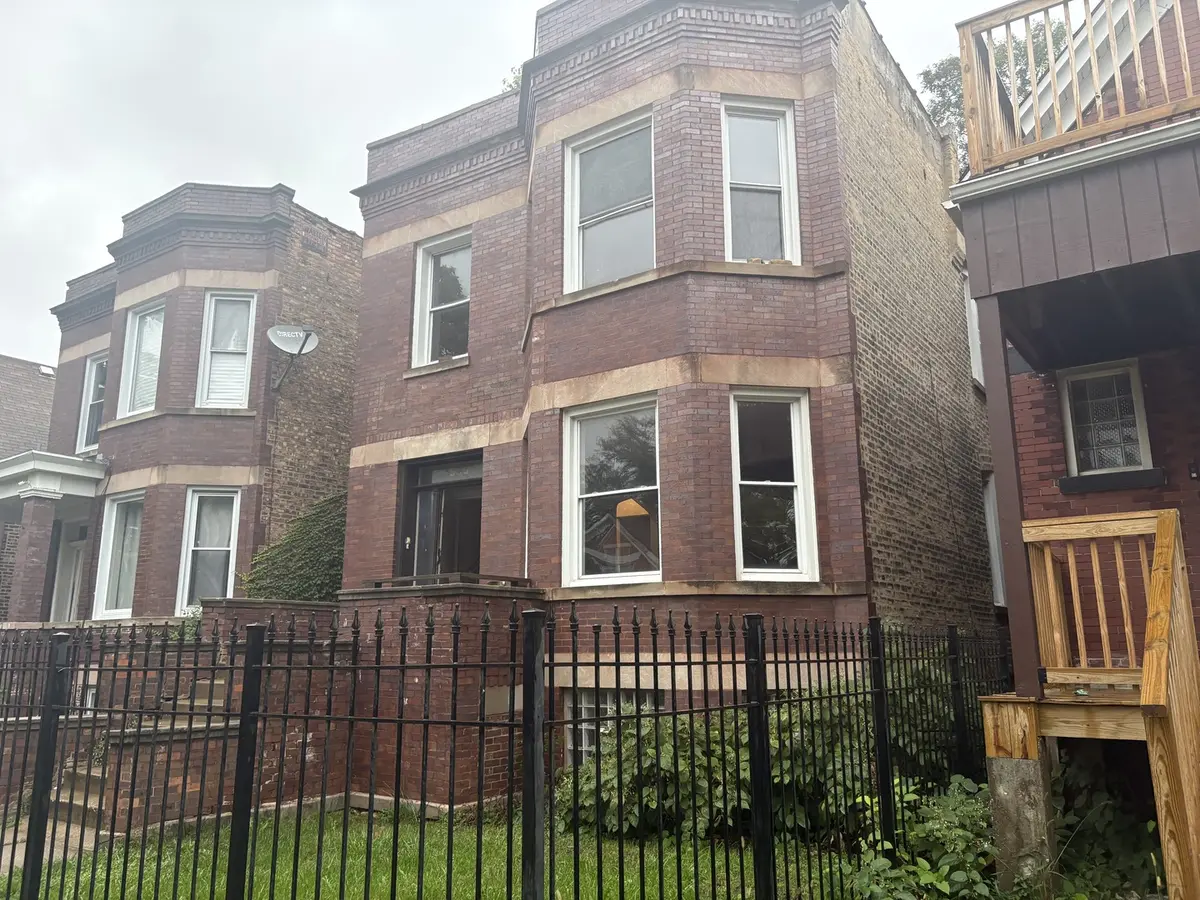6525 S HERMITAGE AVE, Chicago, IL 60636