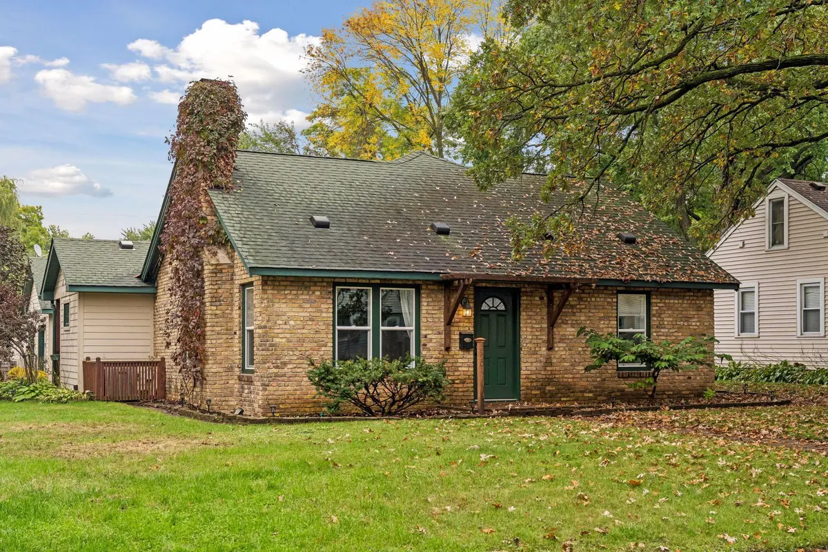 6901 James AVE S, Richfield, MN 55423
