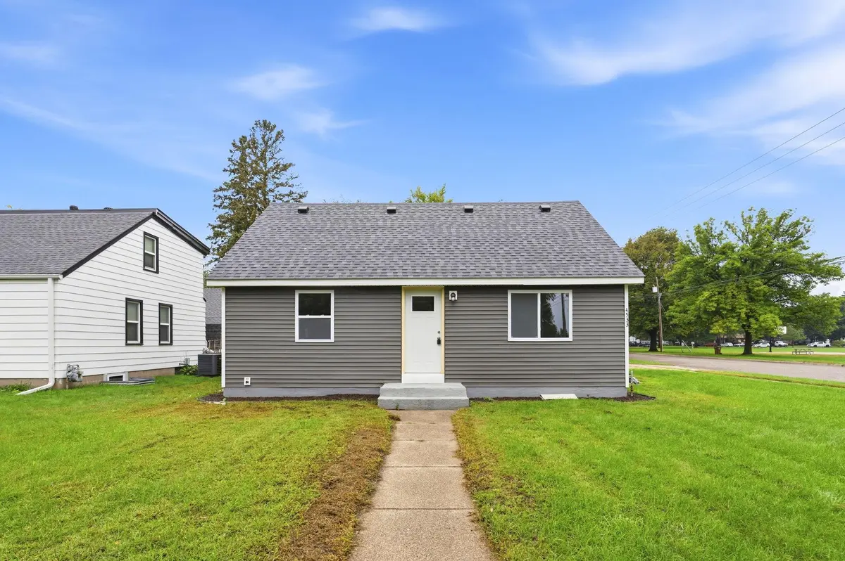 4533 Welcome AVE N, Crystal, MN 55422