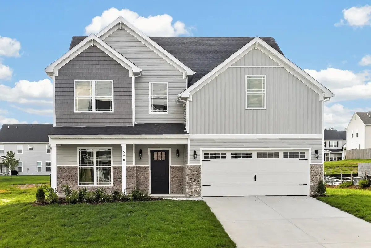 5016 Salient Dr, Spring Hill, TN 37174