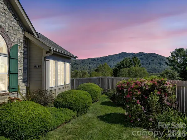 58 Outlook CIR, Swannanoa, NC 28778