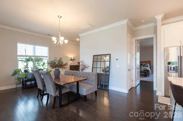 9104 Gladden Hill LN, Pineville, NC 28134