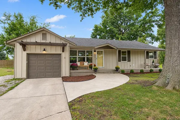 15012 Broadmoor ST, Overland Park, KS 66223