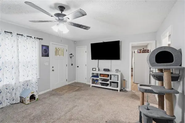 8630 James A. Reed RD, Raytown, MO 64138