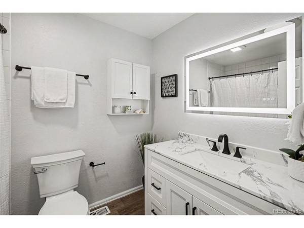 9428 W Brittany, Littleton, CO 80123