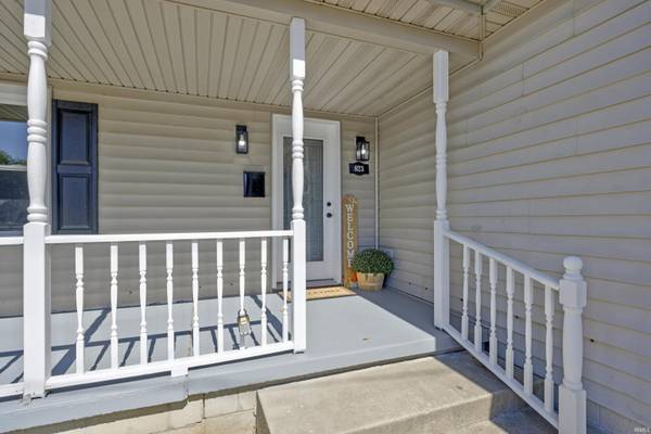823 W Wood ST, Princeton, IN 47670