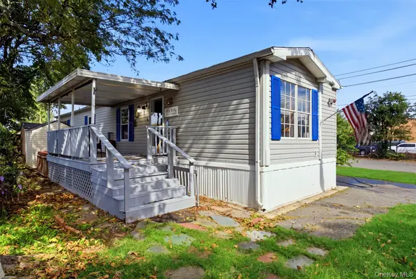 1137 Unit 124 Lincoln AVE, Holbrook, NY 11741