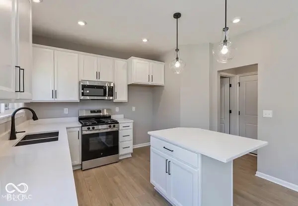 1020 Cyprian WAY, Lebanon, IN 46052