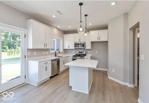 1020 Cyprian WAY, Lebanon, IN 46052