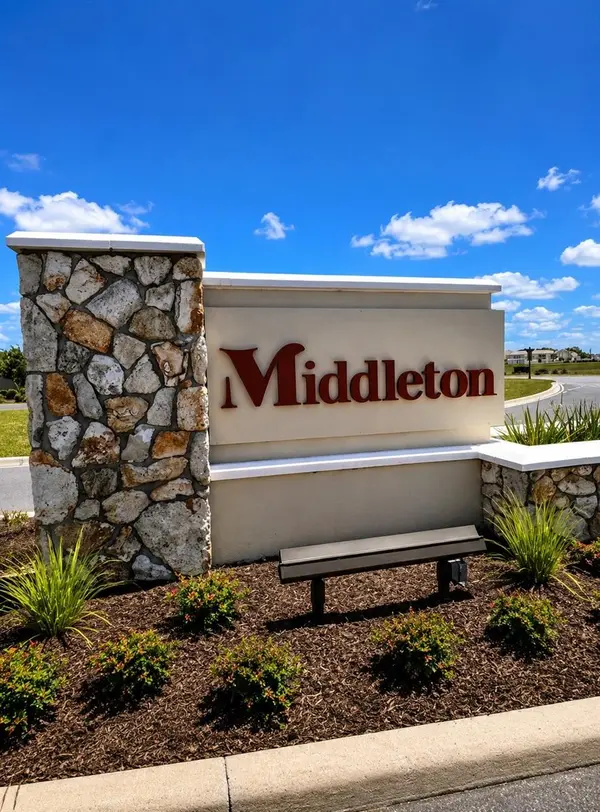 2440 BOWLING TER, Middleton, FL 34762