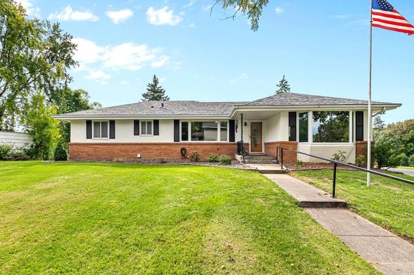 13881 90th AVE N, Maple Grove, MN 55369