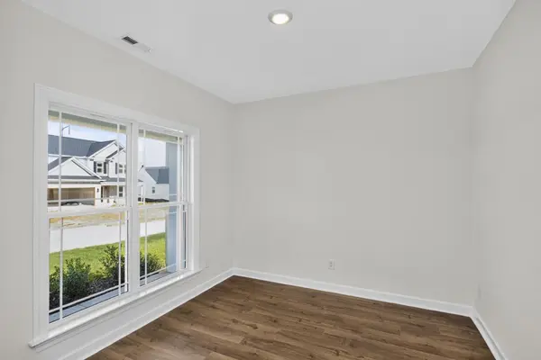 5016 Salient Dr, Spring Hill, TN 37174