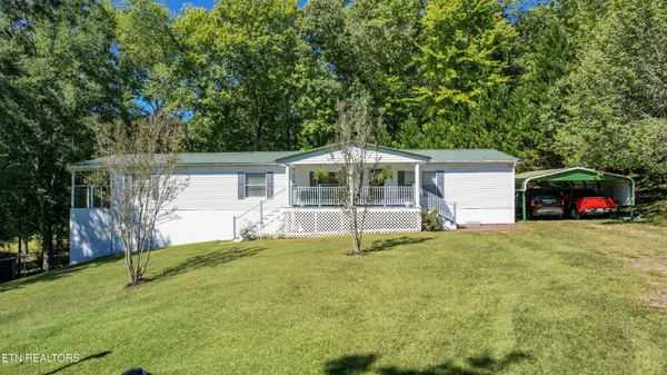 706 Shaw Mountain Rd, Tellico Plains, TN 37385