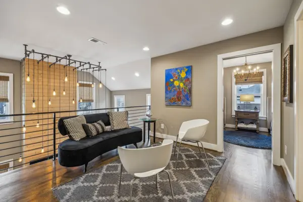 1007 10th Ave N, Nashville, TN 37208