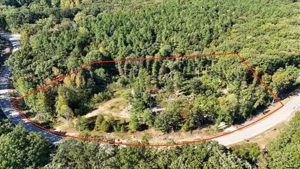 8775 Birdsong Rd, Holladay, TN 38341