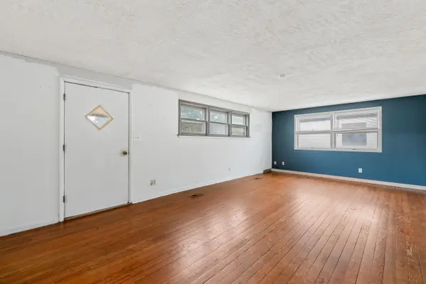 227 E Main St, Augusta, KS 67010
