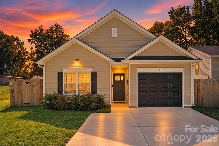 521 Porter ST, Charlotte, NC 28208