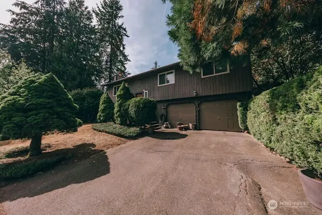 19311 59th PL NE, Kenmore, WA 98028