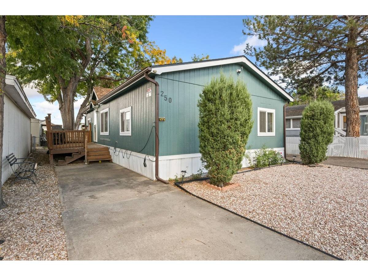 1400 S Collyer #250, Longmont, CO 80501