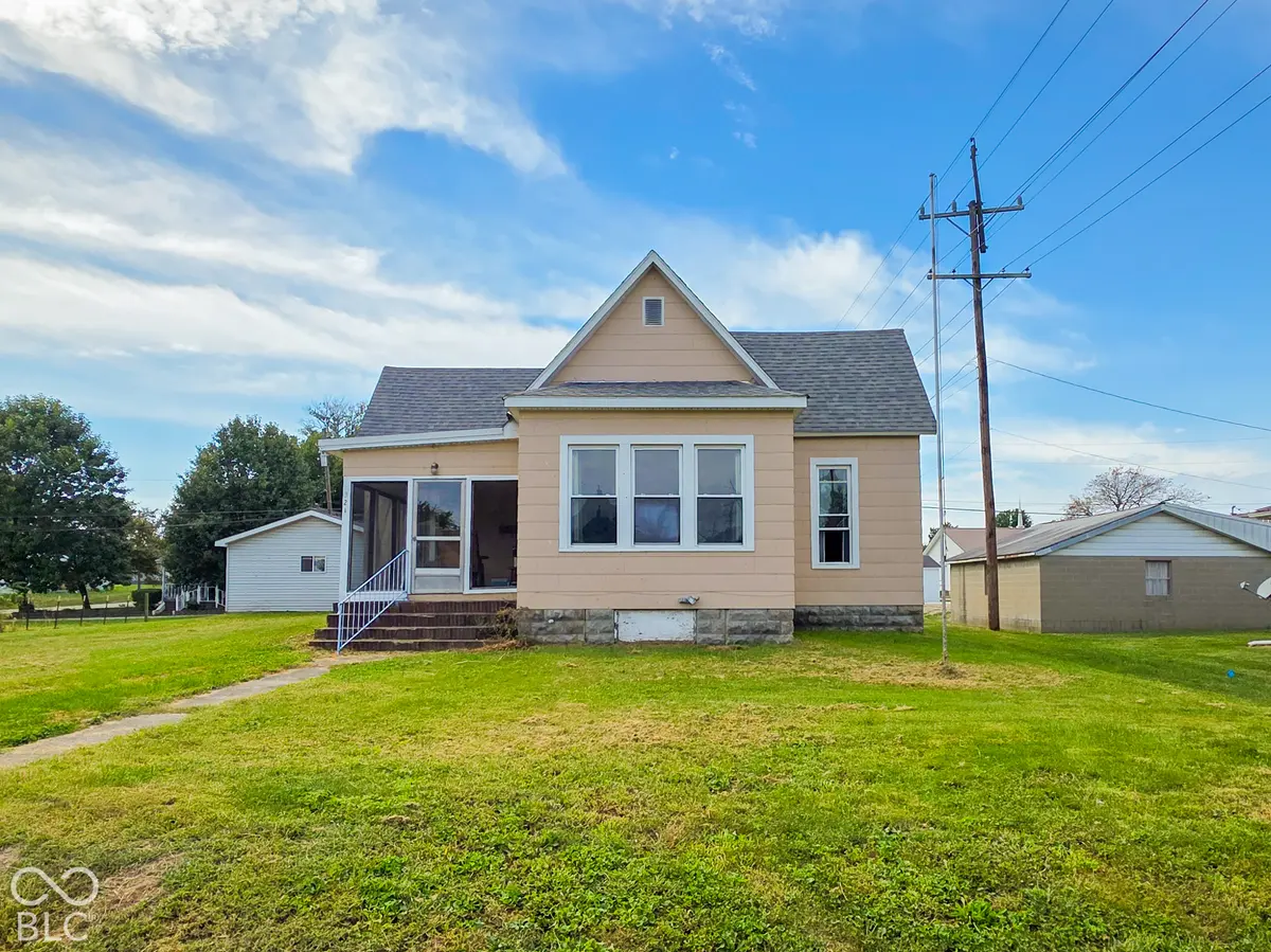 321 S Meridian, Jasonville, IN 47438