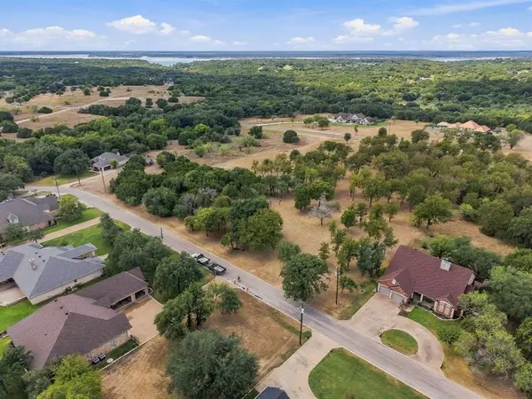 27020 Stonewood Drive, Whitney, TX 76692