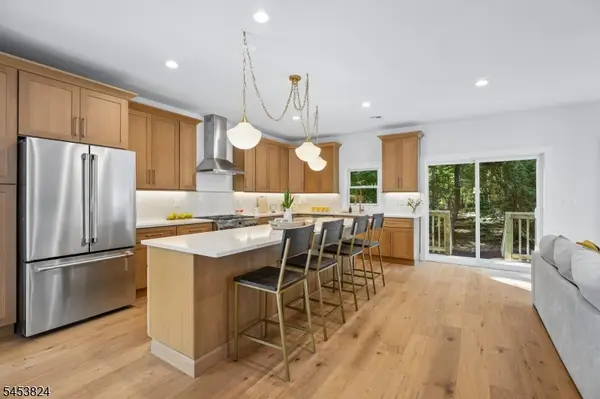 43 Cray Ter, Fanwood Boro, NJ 07023
