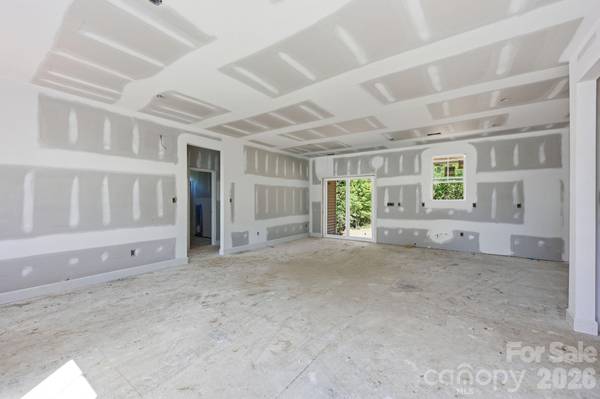 3637 NC 10 HWY E, Claremont, NC 28610