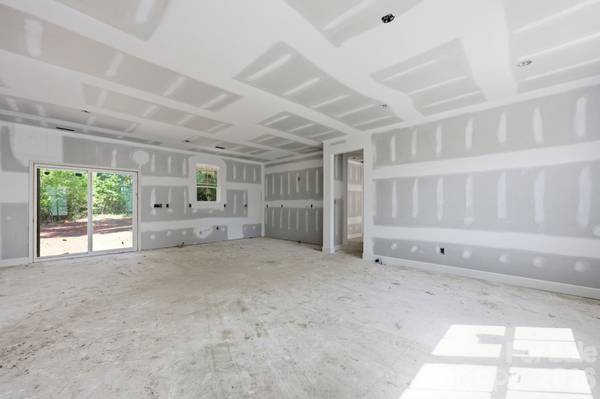 3637 NC 10 HWY E, Claremont, NC 28610
