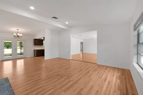 2025 Forest Trail, Kingsland, TX 78639
