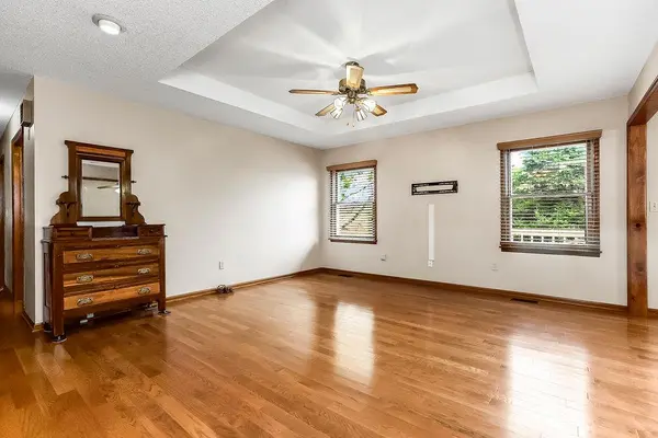 1108 Ash ST, Harrisonville, MO 64701