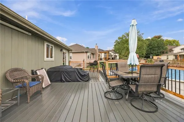 1010 E 16th ST, Kearney, MO 64060