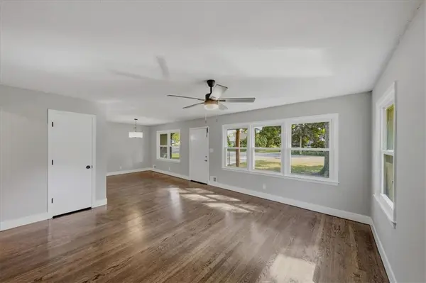1704 E 79th ST, Kansas City, MO 64131