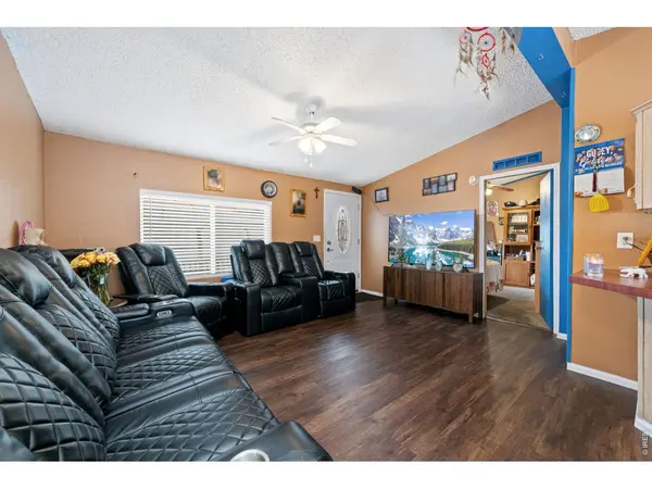 1400 S Collyer #250, Longmont, CO 80501
