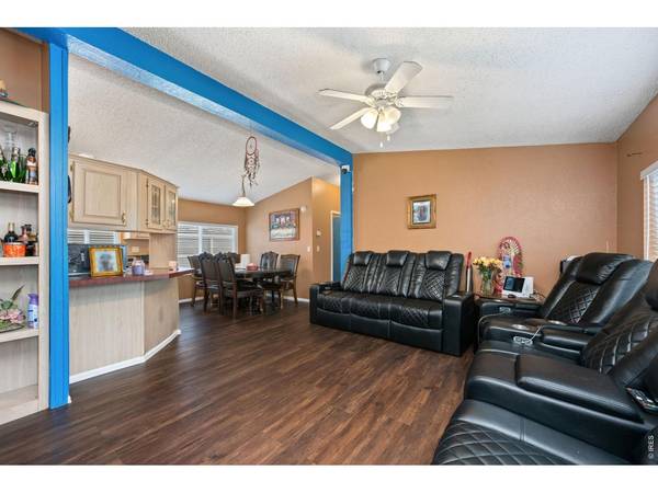 1400 S Collyer #250, Longmont, CO 80501