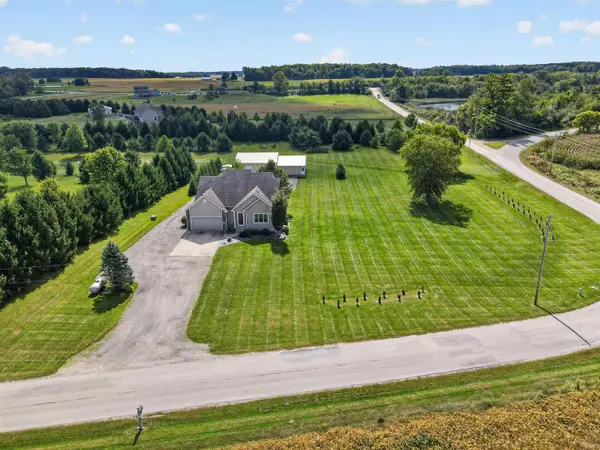 3497 W Keiser RD, South Whitley, IN 46787-9675