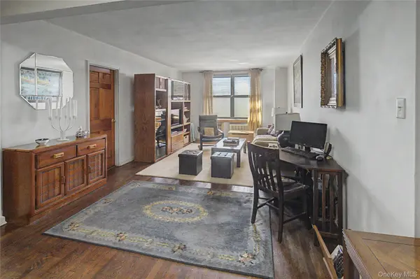 139-15 83rd Ave Ave #703, Briarwood, NY 11435