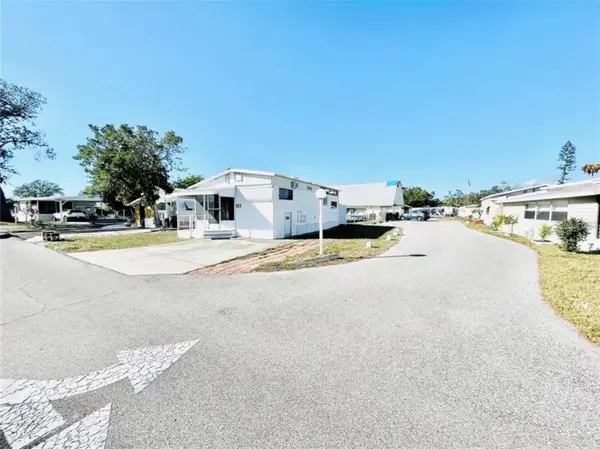 3275 26TH AVE E #107, Bradenton, FL 34208