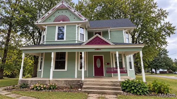 229 N 1st ST, Vandalia, IL 62471