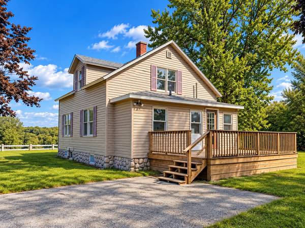 1915 Deerpass RD, Marengo, IL 60152