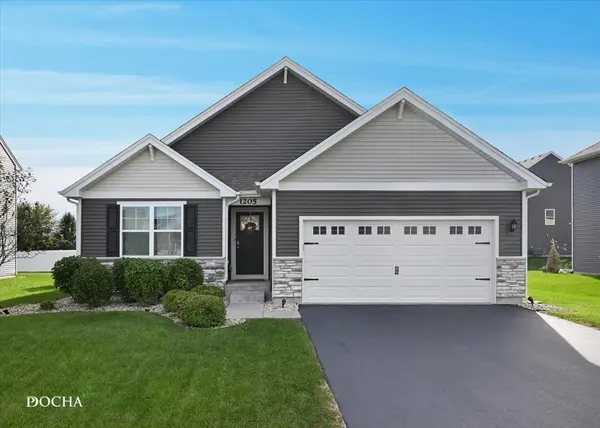 1205 Legacy Pointe BLVD, Joliet, IL 60431