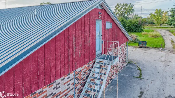 2010 E Main, Lamoni, IA 50140