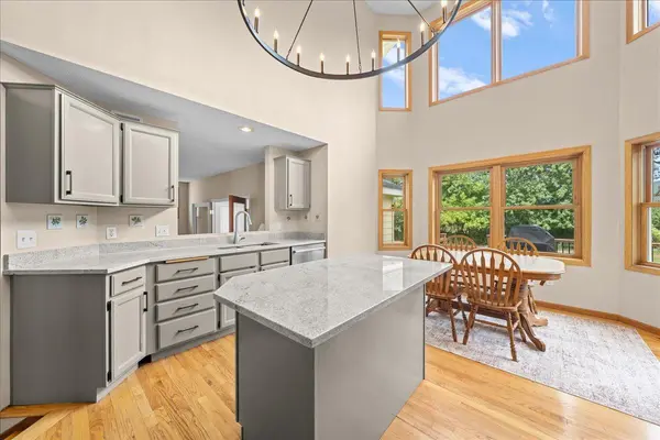 17672 Kettering TRL, Lakeville, MN 55044