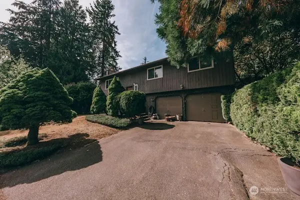 19311 59th PL NE, Kenmore, WA 98028