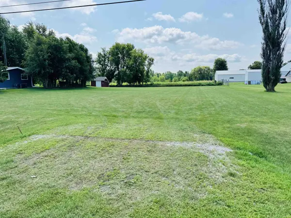 COUNTY ROAD E, Omro, WI 54963