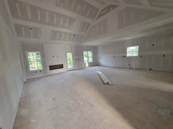 485 S Halifax Ct, Clarksville, TN 37040